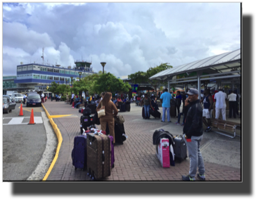 Outside Airport. Norman Manley, Kingston IMG_3692.jpg