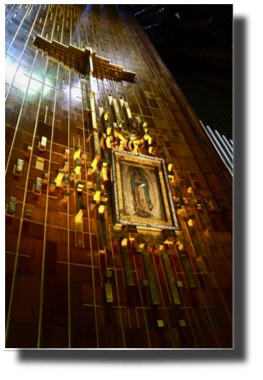 Basilica de Guadalupe DSC02262.jpg