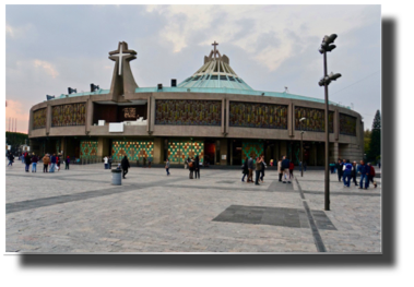 Basilica de Guadalupe DSC02276.jpg
