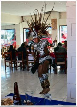 Aztec folk dance DSC02240.jpg
