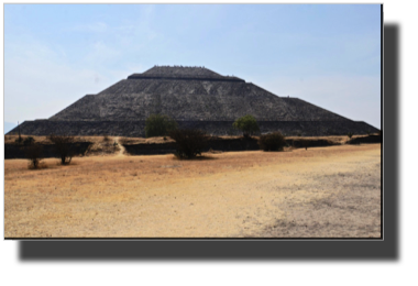 Teotihuancan the sun pyramid DSC02202.jpg