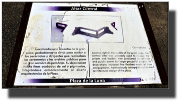 Plaza de la Luna DSC02213.jpg Plaza de la Luna DSC02213.jpg