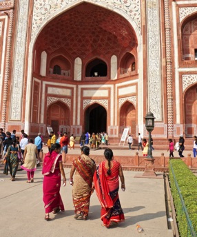 The gate to Taj Mahal DSC08455.jpg