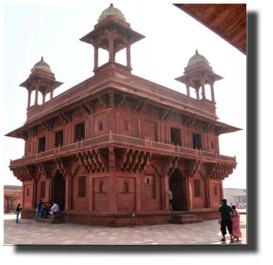 Diwan-i-Khas - The Jewel house DSC08500.jpg Diwan-i-Khas - The Jewel house DSC08500.jpg