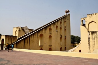 Jantar Mantar DSC08628.jpg Jantar Mantar DSC08628.jpg