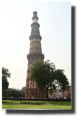 Quwwat-ul-Islam Mosque - Qutab Minar DSC08419.jpg