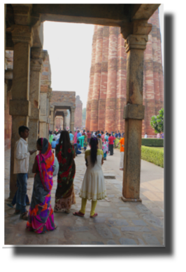 Quwwat-ul-Islam Mosque DSC08421.jpg Quwwat-ul-Islam Mosque DSC08421.jpg