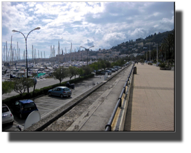 Menton district Garavan in April IMG_3784.jpg