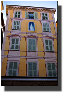 Menton pedestrian area DSC01278.jpg