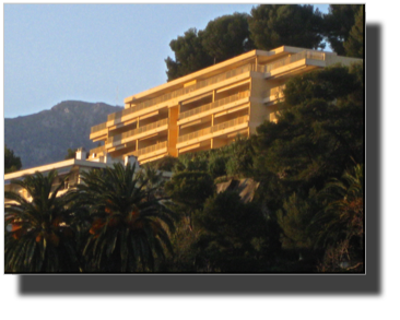 Menton in December.jpg