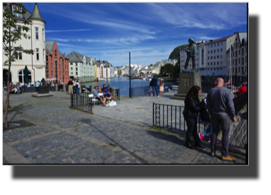 Apotekertorget DSC03071.jpg Apotekertorget DSC03071.jpg