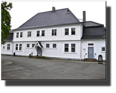 Sorenskrivergården , Nøstetangen museum IMG_2250.jpg Sorenskrivergården , Nøstetangen museum IMG_2250.jpg