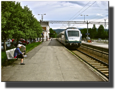 Hokksund Railway Station IMG_2267.jpg