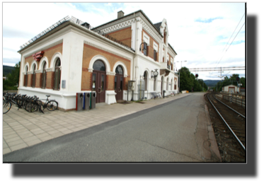 Hokksund Railway Station PICT0049.jpg