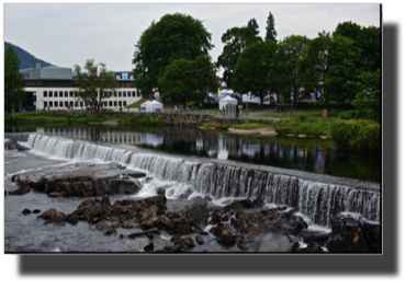 Lågen ved Kongsberg DSC00806.jpg Lågen ved Kongsberg DSC00806.jpg