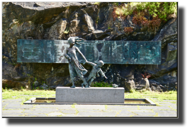 In memory of - Scandinavian Star - At Festningskaia (The quay below the Akershus fortress) DSC00672.jpg In memory of - Scandinavian Star - At Festningskaia (The quay below the Akershus fortress) DSC00672.jpg