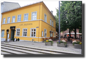 Café Skansen, Rådhusgata DSC07280.jpg Café Skansen, Rådhusgata DSC07280.jpg