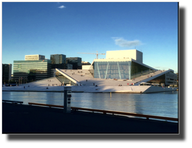 Oslo operahus 3.8.2015 - iPhone6 Photo IMG_0575.jpg Oslo operahus 3.8.2015 - iPhone6 Photo IMG_0575.jpg