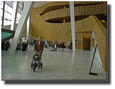 Oslo operahus KIF_1327.jpg Oslo operahus KIF_1327.jpg