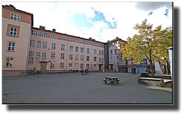 Ruseløkka skole PICT0016.jpg Ruseløkka skole PICT0016.jpg