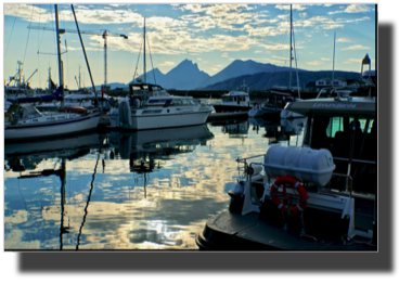 Late evening at the harbor DSC03646.jpg