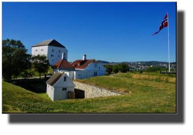 Kristiansten fort DSC03399.jpg Kristiansten fort DSC03399.jpg