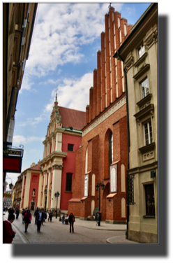 Swiętojanska and Bazylika Archikátedralna in Swietojanska Swiętojanska and Bazylika Archikátedralna in Swietojanska