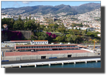 Funchal Harbour DSC04027.jpg
