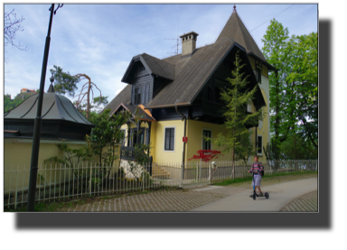 Grad Village DSC02041.jpg Grad Village DSC02041.jpg