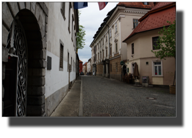Streets of Ljubljana DSC02233.jpg Streets of Ljubljana DSC02233.jpg