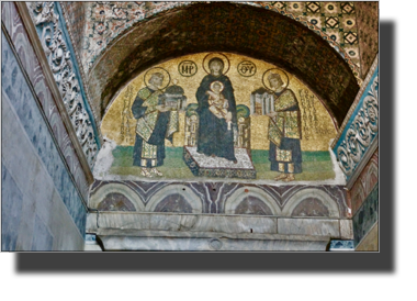 Ayasofya - Southwestern entrance mosaic
DSC05553.JPG Ayasofya - Southwestern entrance mosaic
DSC05553.JPG