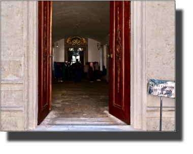 2.Abdülhamid Han Kabri,
 Graveyard
DSC05914.JPG