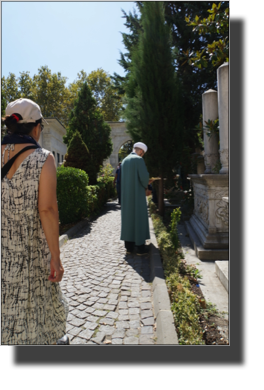 2.Abdülhamid Han Kabri, 
Graveyard
DSC05915.JPG