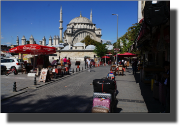Beyazit Mosque West of the Grand Basar
DSC05917.JPG Beyazit Mosque West of the Grand Basar
DSC05917.JPG