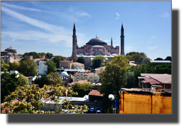 Ayasofya seen from the
hotel breakfast room
DSC05923.JPG Ayasofya seen from the
hotel breakfast room
DSC05923.JPG