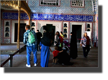 The Privy Room of Murad III
DSC05835.JPG The Privy Room of Murad III
DSC05835.JPG