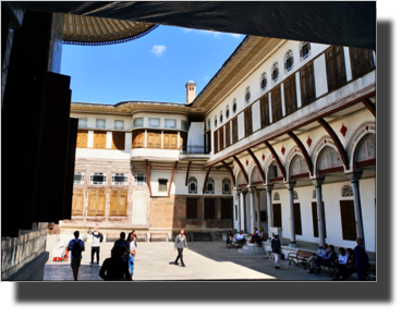 The Courtyard of Favourites
DSC05837.JPG The Courtyard of Favourites
DSC05837.JPG